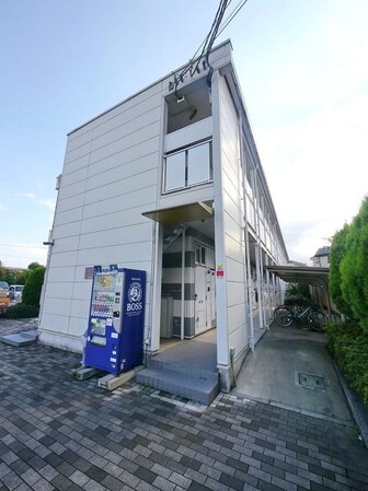 レオパレスFEDEの物件外観写真